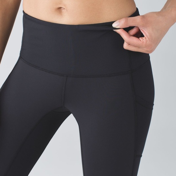 Lululemon Seek the Heat Crop - Picture 7 of 8
